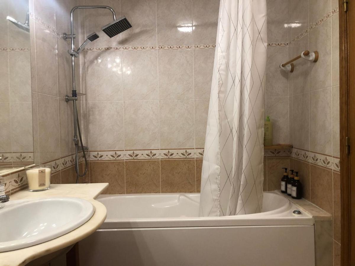 Private Ensuite Beachside ปาเรจิ ภายนอก รูปภาพ